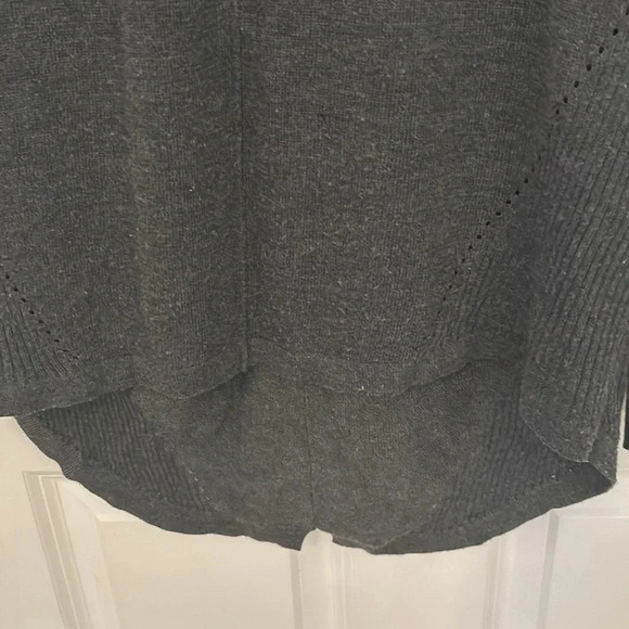 Gray oversized sweater size XL crewneck - Picture 4 of 7